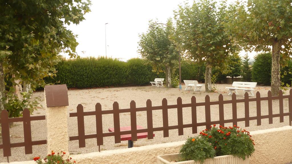 Le Bel Air Mions Exterior foto